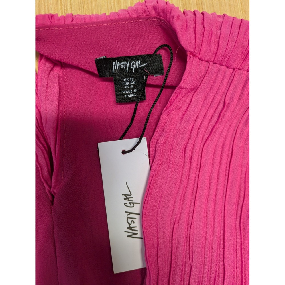 Nasty Gal Petite Pleated Chiffon Wide Leg Jumpsuit Hot Pink V-Neck Size 8 NEW - Picture 6 of 9